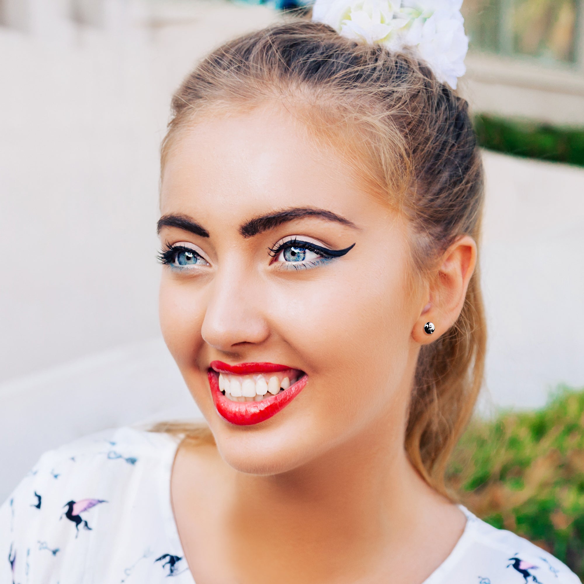 Cute Kitty Cat Yin Yang Stud Earrings by Onyx O